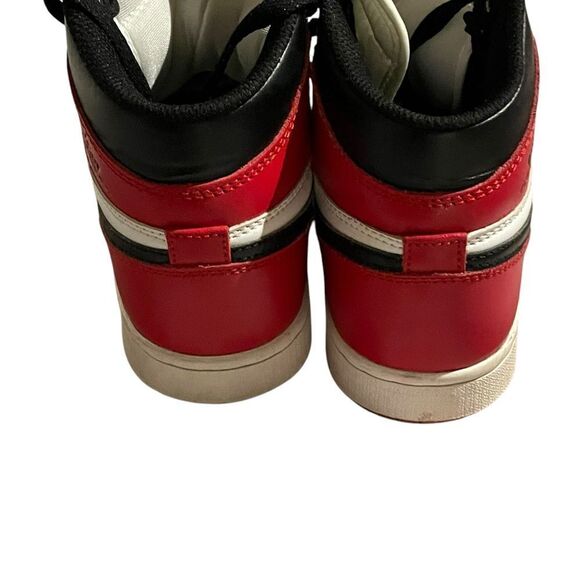 Nike Air Jordan size 7Y Red and White Air Sneakers includes crease guard - Picture 4 of 5
